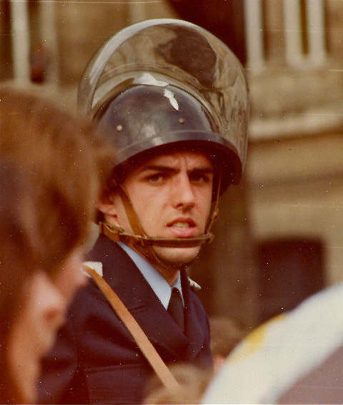 Philippe figurant sur 'Adieu Poulet - 1975'